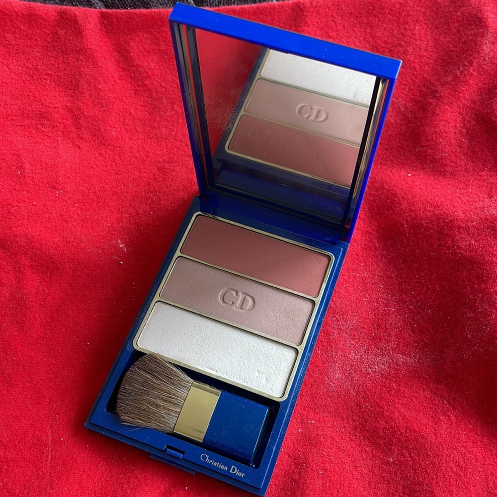 Dior Highlighter and Bronzer pallet